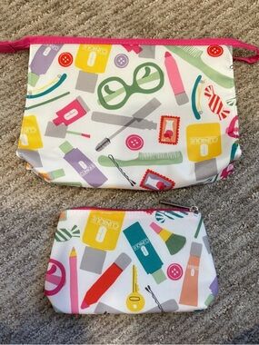 New Clinique Products Print Set of 2 Makeup Bag Set - One Large - One Mini